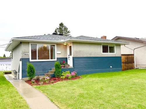 9211 Allison Drive Se, Calgary, AB, T2J1B3 | Card Image