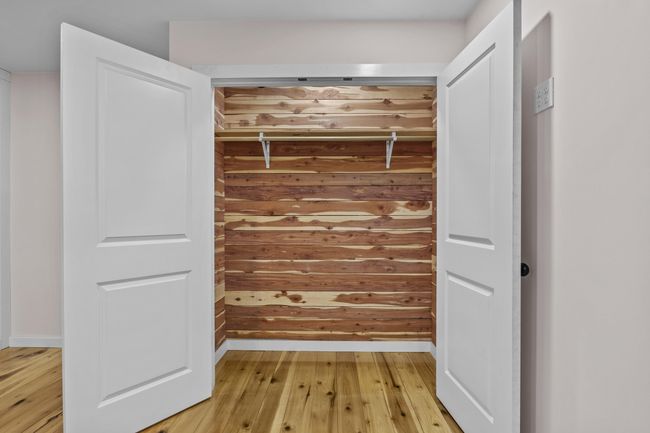 Cedar Lined Master Closet | Image 14