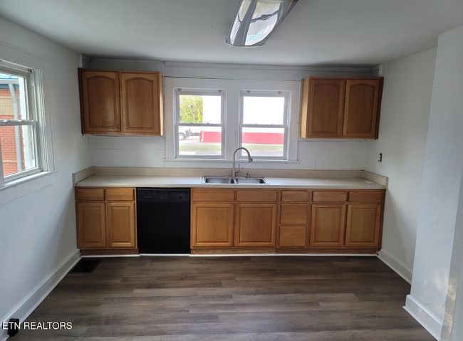 227 Gill St, House other with 5 bedrooms, 1 bathrooms and null parking in Alcoa TN | Image 10