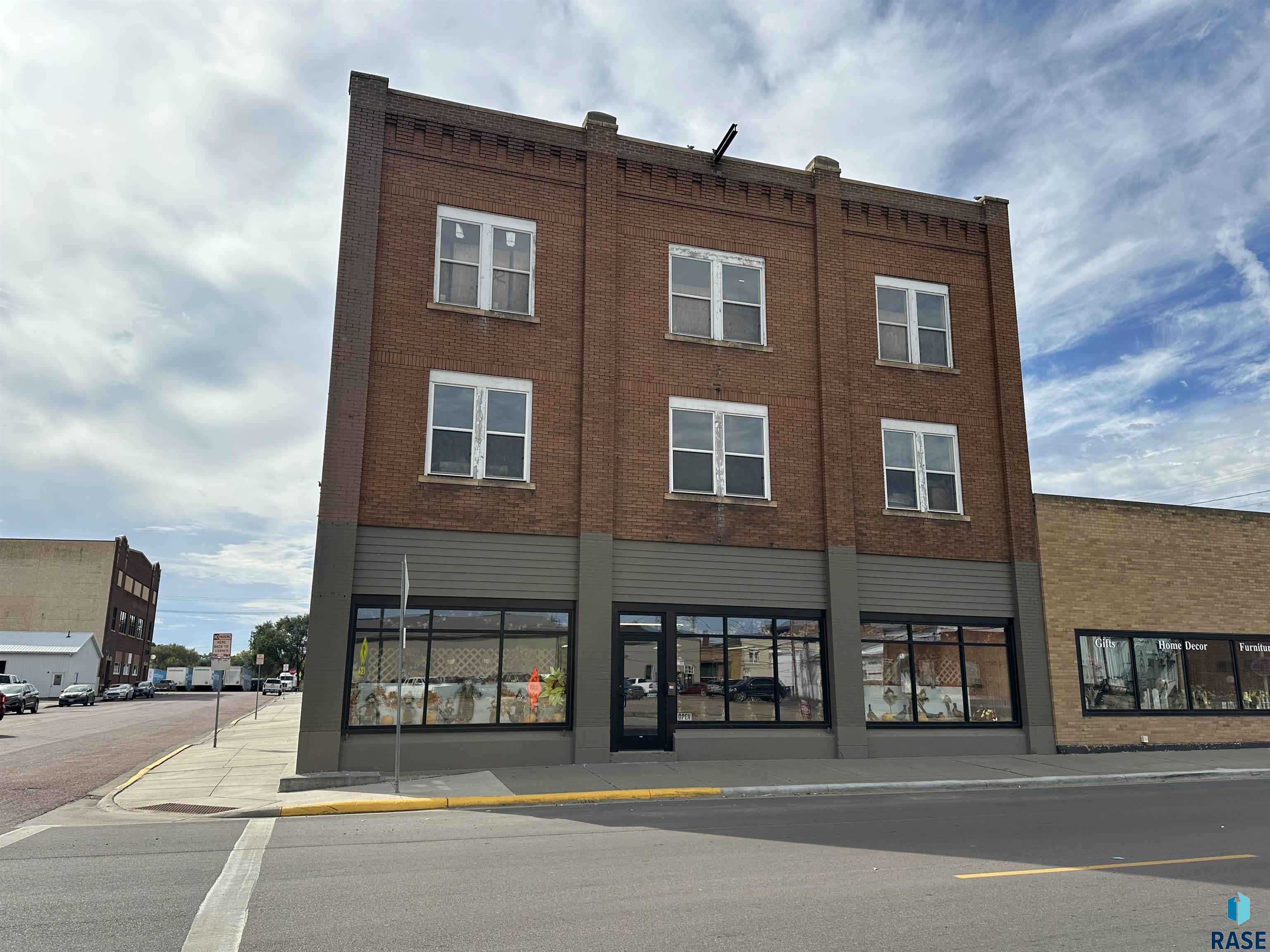 Commercial Sale in Mitchell
