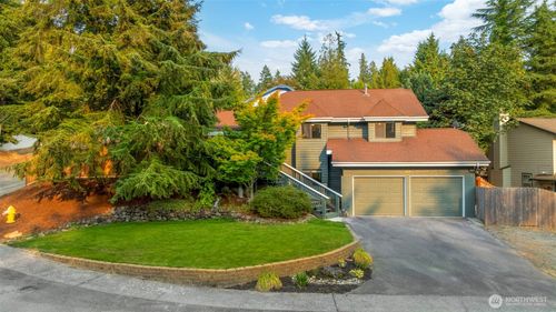 985 Colby Ct Ne, Bremerton, WA, 98311-3261 | Card Image