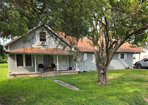 900 E Houston St, Highlands, TX, 77562-2826 | Card Image