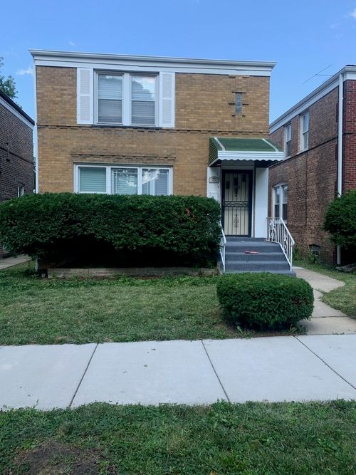 10638 S Eberhart Ave, Chicago, IL, 60628-2954 | Card Image