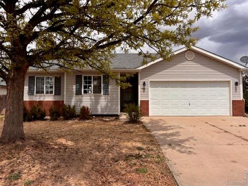 1461 Farmland Ln, Milliken, CO, 80543-8480 | Card Image