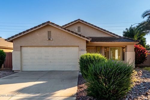 8103 W Tonto Ln, Peoria, AZ, 85382-2816 | Card Image