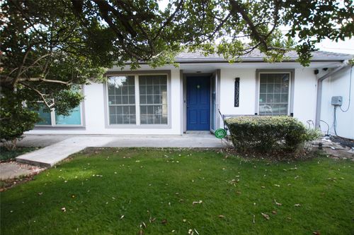 13702 Flagstone Ln, Dallas, TX, 75240-5823 | Card Image