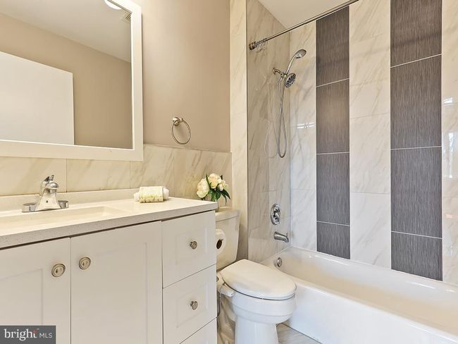 1010 Aspen Dr, Condo with 2 bedrooms, 2 bathrooms and null parking in Plainsboro NJ | Image 24