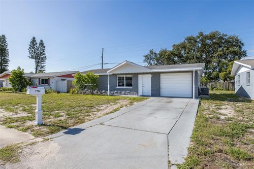 7734 Coventry Dr, PORT RICHEY, FL, 34668-2664 | Card Image