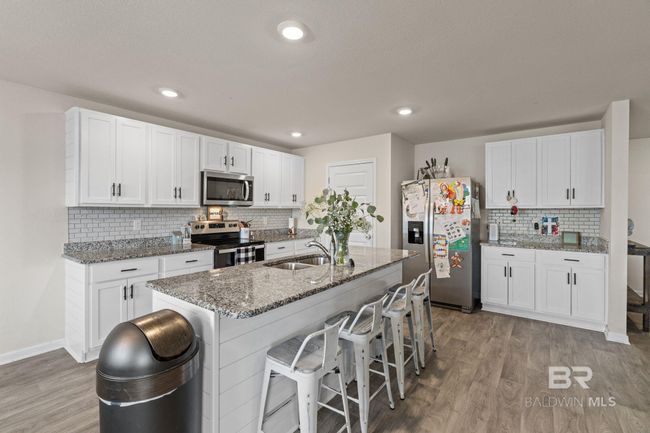 Kitchen | Image 12