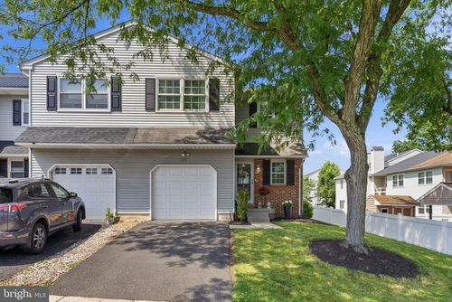 111 Elberta Dr, NORTH WALES, PA, 19454-1446 | Card Image