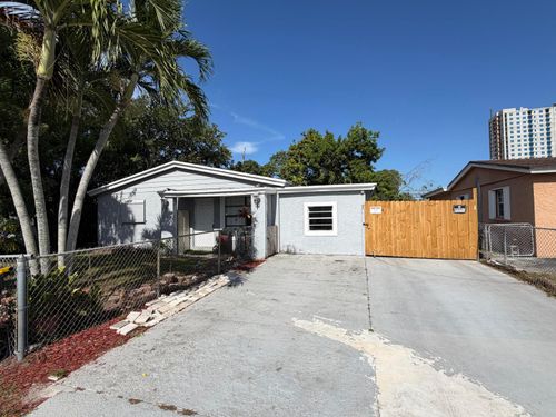 4927 Sw 44th Ter, Fort Lauderdale, FL, 33314-5622 | Card Image