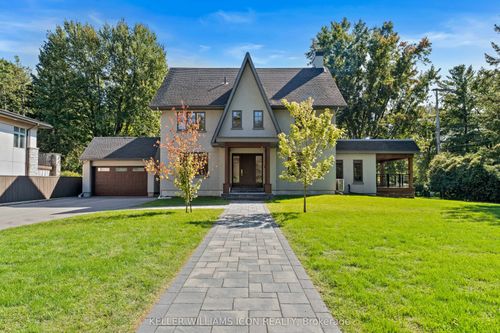 320 Hillcrest Rd, Rockcliffe, ON, K1M0J6 | Card Image