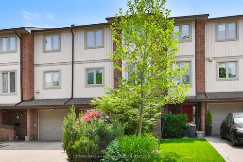 11-1160 Walden Cir, Mississauga, ON, L5J4J9 | Card Image