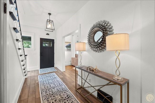 Entry Main | Image 13