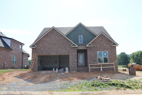 201 Harvest Moon Dr, Clarksville, TN, 37043-2738 | Card Image