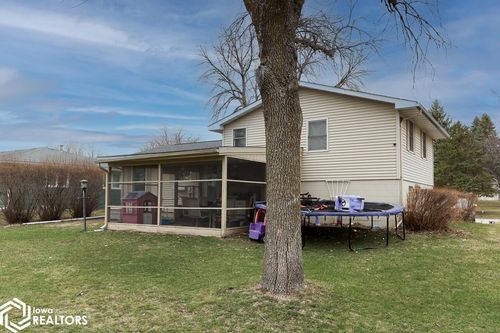 111 Austin St, Rockwell City, IA, 50579-1022 | Card Image