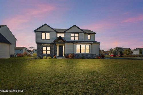 6035 Walnut Springs Rd, Sylvania, OH, 43560 | Card Image