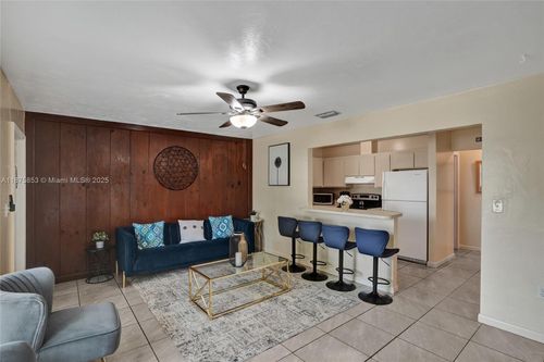 2-5807 Sw 27th St, West Park, FL, 33023-4127 | Card Image