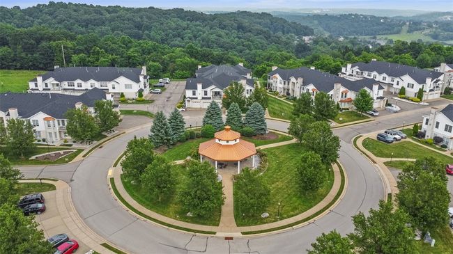 UNIT-1 - 224 Adams Pointe Blvd, Condo with 2 bedrooms, 2 bathrooms and 1 parking in Mars PA | Image 5