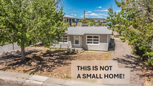 208 E Pine Avenue, Bloomfield, NM, 87413 | Card Image