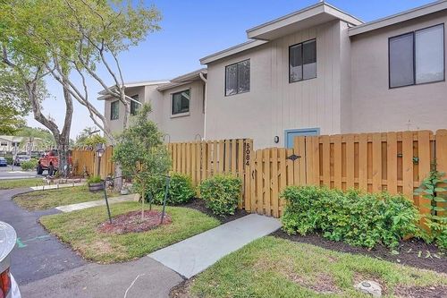 5084 S University Dr, Davie, FL, 33328 | Card Image