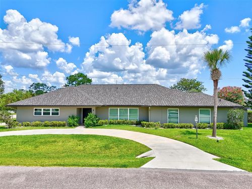 3 Cedarford Ct, Palm Coast, FL, 32137-8949 | Card Image