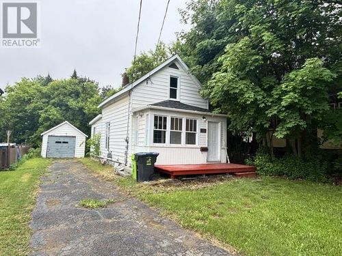 395 Morin St, Sault Ste. Marie, ON, P6C3E7 | Card Image