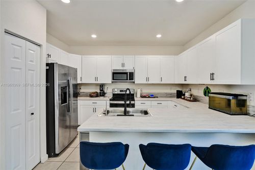 11135 W 32nd Ln, Hialeah, FL, 33018-2186 | Card Image