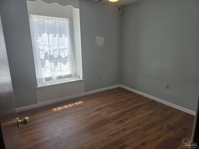 3285 Fairview Ave, House other with 4 bedrooms, 2 bathrooms and 4 parking in Crestview FL | Image 16