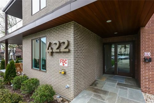 apt-301-422 E Boston Post Rd, Mamaroneck, NY, 10543-3785 | Card Image