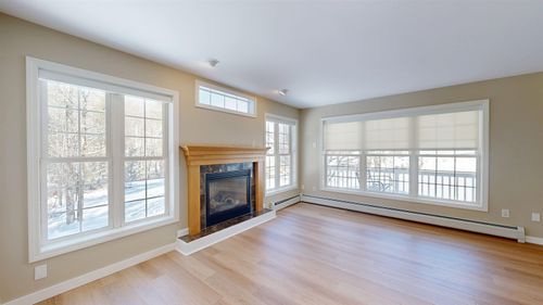 43 Mansfield Dr, Jericho, VT, 05465-2041 | Card Image