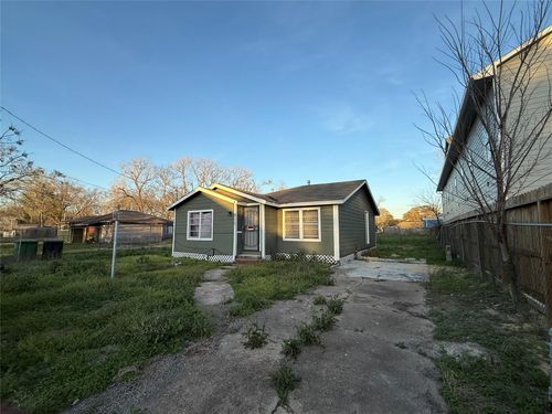 9117 Brandon St, Houston, TX, 77051-2311 | Card Image