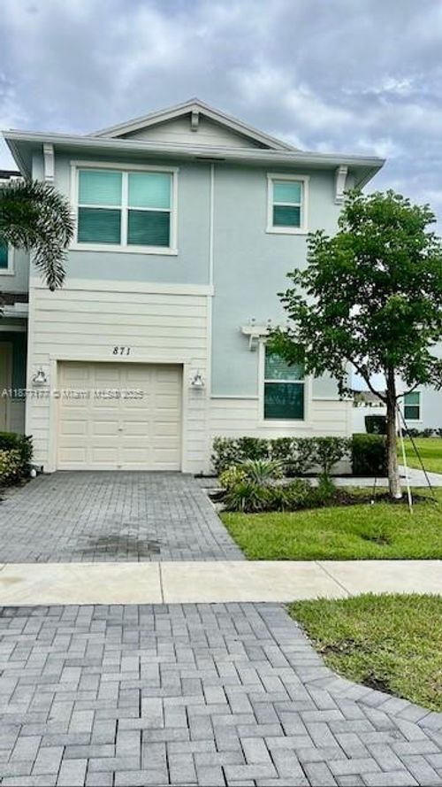 871 Se Grovebush Ln, Port St Lucie, FL, 34984-6691 | Card Image