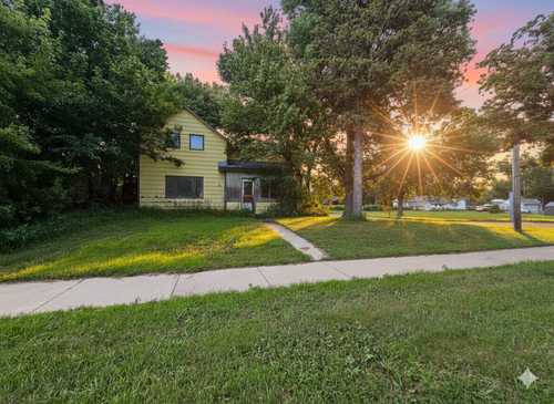130 Grace Ave, Iona, MN, 56141-1002 | Card Image