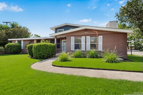 7140 Tree Bend St, China Grove, TX, 78263-3917 | Card Image