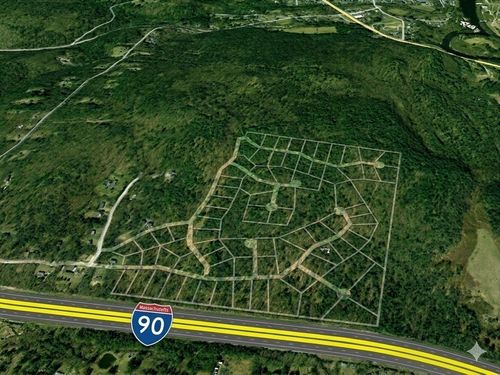 0 Address Withheld, Russell, MA, 01071 | Card Image
