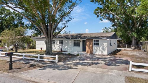 324 Country Club Dr, OLDSMAR, FL, 34677-3902 | Card Image