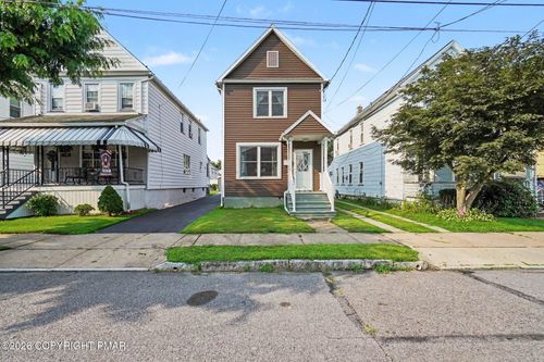 104 Lawrence St, Wilkes Barre, PA, 18702-1542 | Card Image
