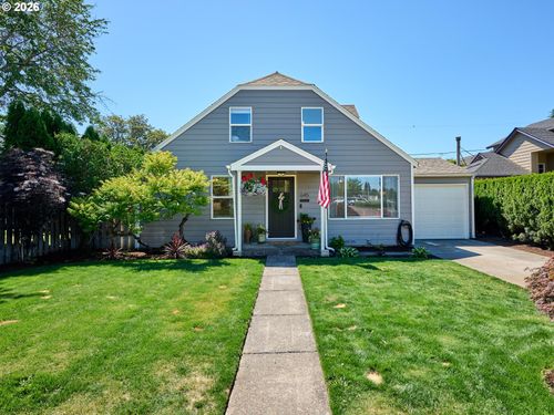 645 Nw 5th Ave, Canby, OR, 97013-3426 | Card Image