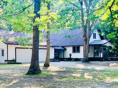 711 Division St, Eastlake, MI, 49626 | Card Image