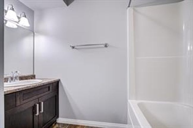 4004 74 Ave, House detached with 5 bedrooms, 2 bathrooms and 3 parking in Lloydminster AB | Image 24
