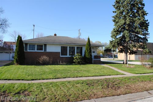 1822 Wall St, Port Huron, MI, 48060-4957 | Card Image