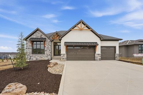 25541 W 114th Ter, Olathe, KS, 66061 | Card Image