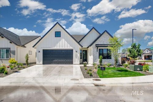4603 S Hennessy Ave, Meridian, ID, 83642-1020 | Card Image