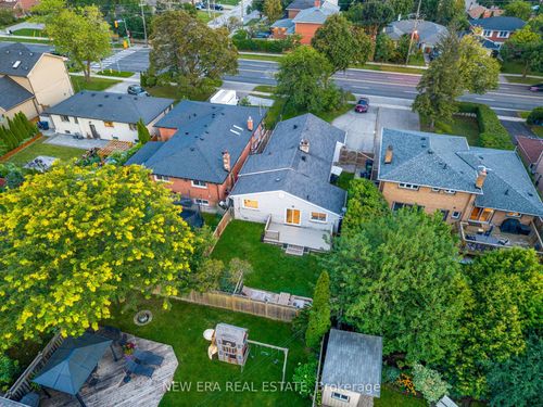 4246 Bloor St W, Etobicoke, ON, M9C1Z7 | Card Image