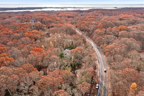 135 Ross Hill Rd, Charlestown, RI, 02813-2609 | Card Image