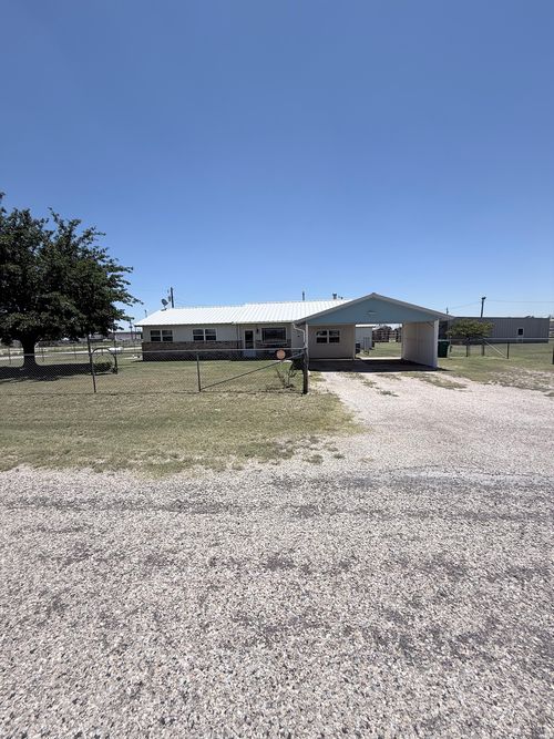 909 E Avenue B, Lovington, NM, 88260 | Card Image