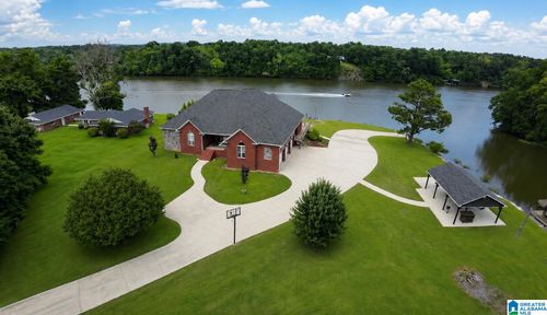 732 Sherry Ln, Gadsden, AL, 35903-1430 | Card Image
