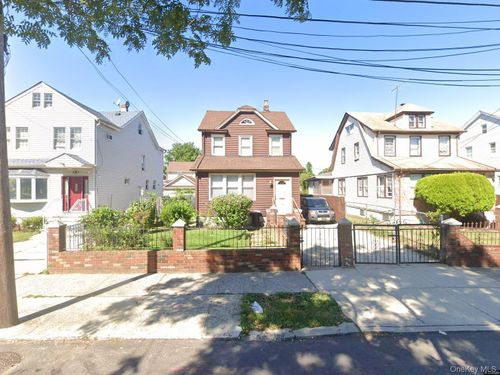 13430 228th St, Laurelton, NY, 11413-2441 | Card Image