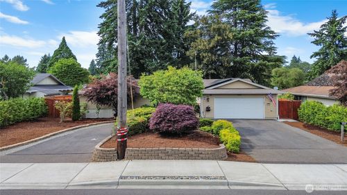7605 Onyx Dr Sw, Lakewood, WA, 98498-4845 | Card Image